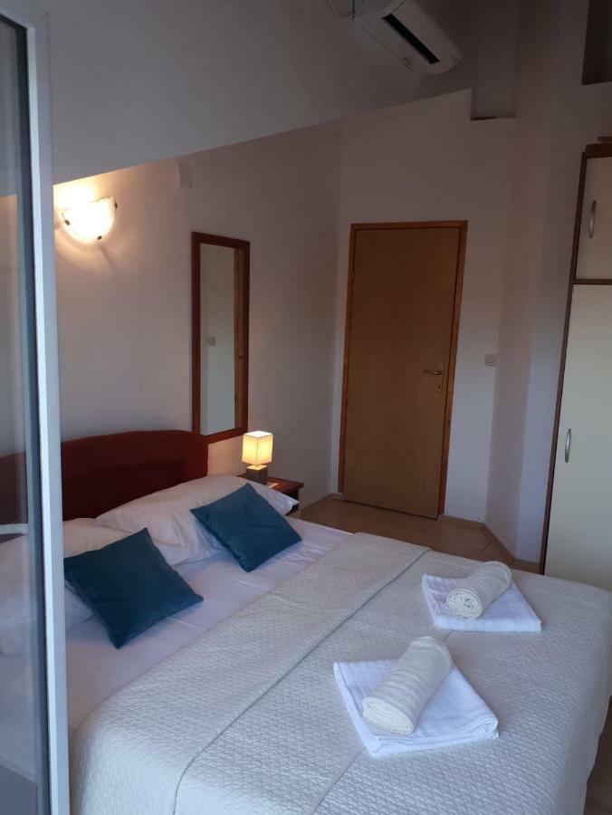 Apartmán Mala Basina -Maslina Vrbanj Exteriér fotografie